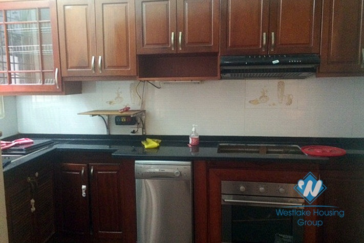 Unfurnished house for rent in Xuan Dieu street, Hanoi